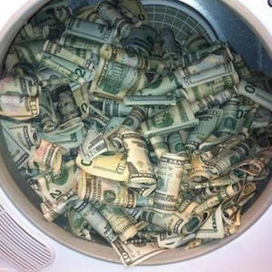 MI FAVORITA (Explicit)