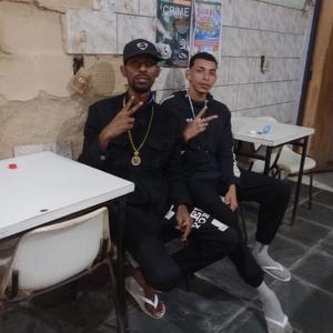 SUPER MEDLEY FABULOSO (feat. MC FL) (Explicit)