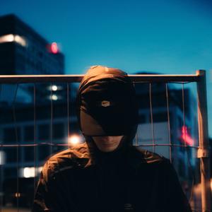 PIVO(feat. j.bac) (Explicit)