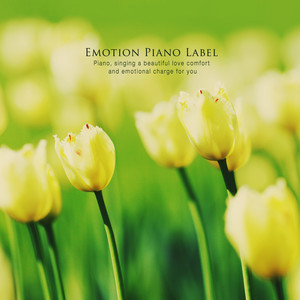 흩날리는 꽃잎 (Scattering petals)