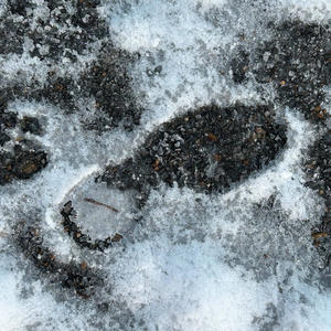 Sneak dissin (Explicit)