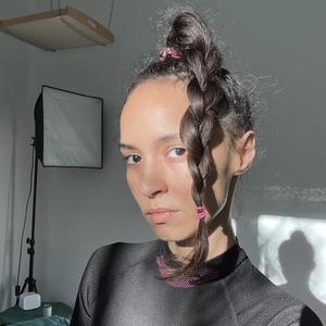 Vorbesc eu gen (Explicit)