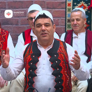 Flakë e kuqe u dhez Gjakova