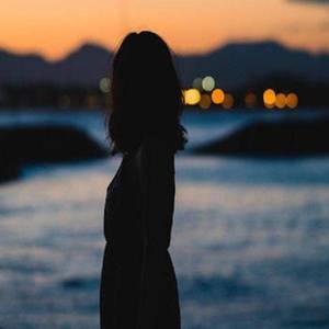 人生若只如初见 - 《点歌的人》有多久，没人好好听你说话