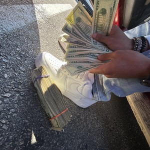 Freestyle (feat. TENBABY) (Explicit)