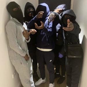 LIBERANDO TENSION (feat. JohanLaR & YoyoSwag)