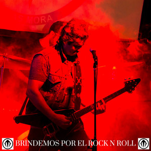 Brindemos por el Rock N Roll