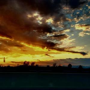 Todo lo que soy (feat. Marcos Mora) (Explicit)