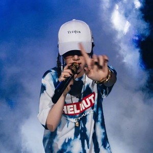你不是第一个离开的人 - 出走的鞋封面