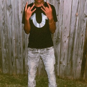 On yo ass (feat. Kuanta) (Explicit)