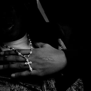 Off the wall (feat. Ikno!) (Explicit)