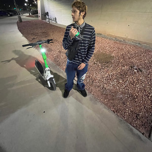 Cant wake up (Explicit)