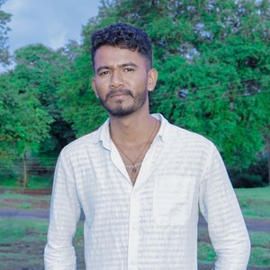 Ena masta eti hudugi ninna maikatta