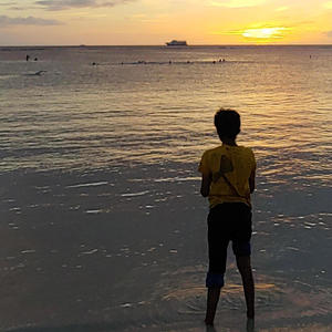 Limitless (feat. kiku)