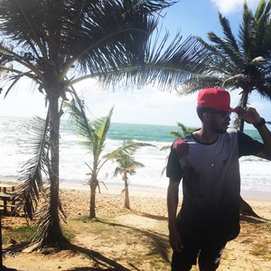 O Tempo Voa por Nós