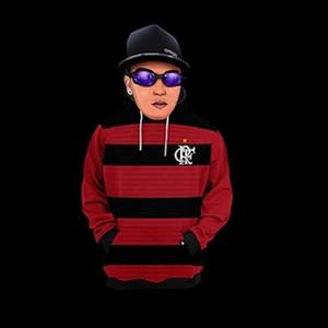 Mt nos joga a glock pro alto o jacaré morde a camisa(feat. Mc FP Da Rv) (Explicit)