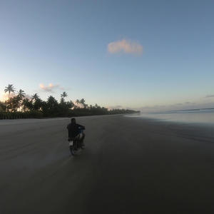 Zeit zu sein (feat. FreQtik)