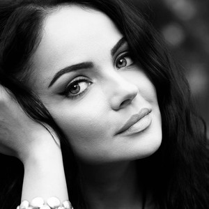 Nelauj Man Vienai But