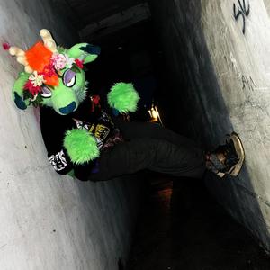 RUIN MY LIFE (ʟɪᴄᴋ ᴍʏ ʀᴜssʏ ᴀɴᴅ ᴍʏ ᴄʀᴀᴄᴋ) (Explicit)