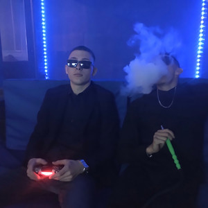 Девочка растафари (Explicit)