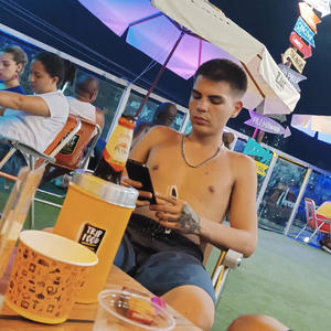 MTG - Vai No Toma Toma (feat. Mc Bebel da Gringa) (Explicit)