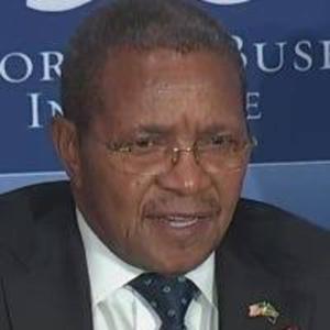 KIKWETE APANDISHA SUKARI, ATOA TAMKOO KARIAKOO #kikwete #wcb #Kariakoo