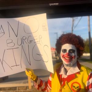 NO BURGER KINGS (feat. Ronnie “Big” Mac) (Explicit)