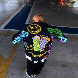 Joias No Pescoço (Explicit)