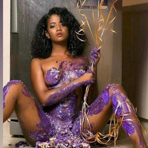 Going Crazy (feat. ForeverYung) (Explicit)