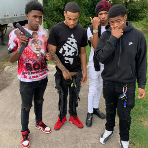 Free My Gang (feat. Baby Bumpstock , Mexico Splatt , Bankroll Splatt) (Explicit)
