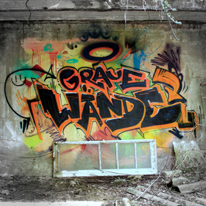 Graue Wände