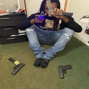 FREEBG (feat. Dtmi Eli) (Explicit)