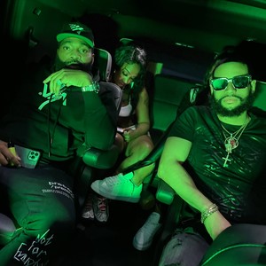 Touch down (feat. Day parkay) (Explicit)