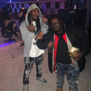 Broke Ina Min Freestyle (feat. Mack & Trippy) (Explicit)