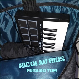Fora do Tom