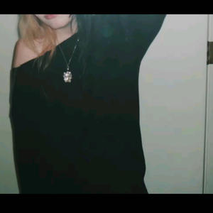 in my bed (feat. friendly to crows) (Live)