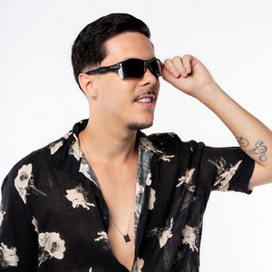 No Quarto, na Sala, no Carro Parado (Explicit)