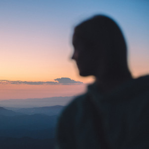 M E L T (a taste of mania)