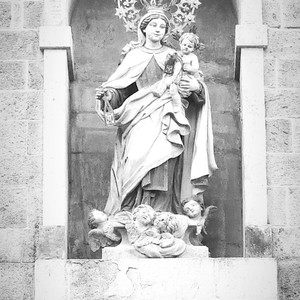 Gold In My Hands (Explicit)