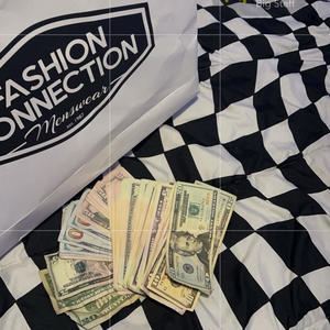 Play Clothes (feat. Aro Yayo) (Explicit)