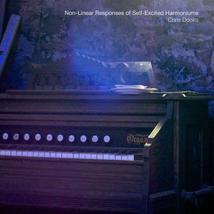 Non-Linear Responses of Self-Excited Harmoniums