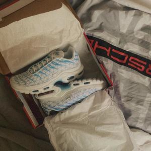 city boys (Explicit)