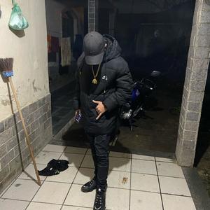 MTG MC ECKINHO SAI DE ÁREA NOBRE PRA SE AVENTURAR X FP DELAS E QUE EU SOU BOM E NOVO prod:DJ WK FXP (Explicit)