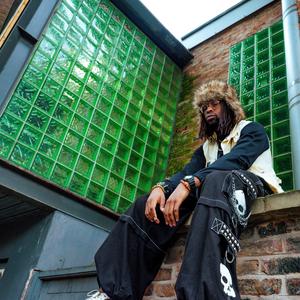 BIGGER + BETTER (Explicit)