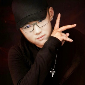 两手空空心空空。