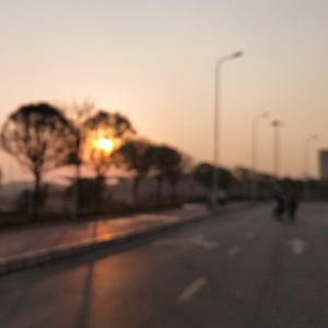 海平线上的太阳