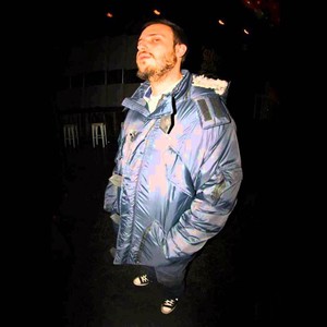 Den Vlepo Tin Ora (Explicit)
