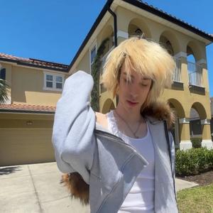 Dolce & Gabbana (Explicit)