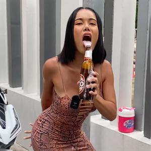D In Your Face (Explicit)
