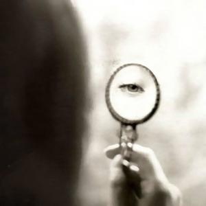 Pourquoi personne ne regarde quand toout est perdu?